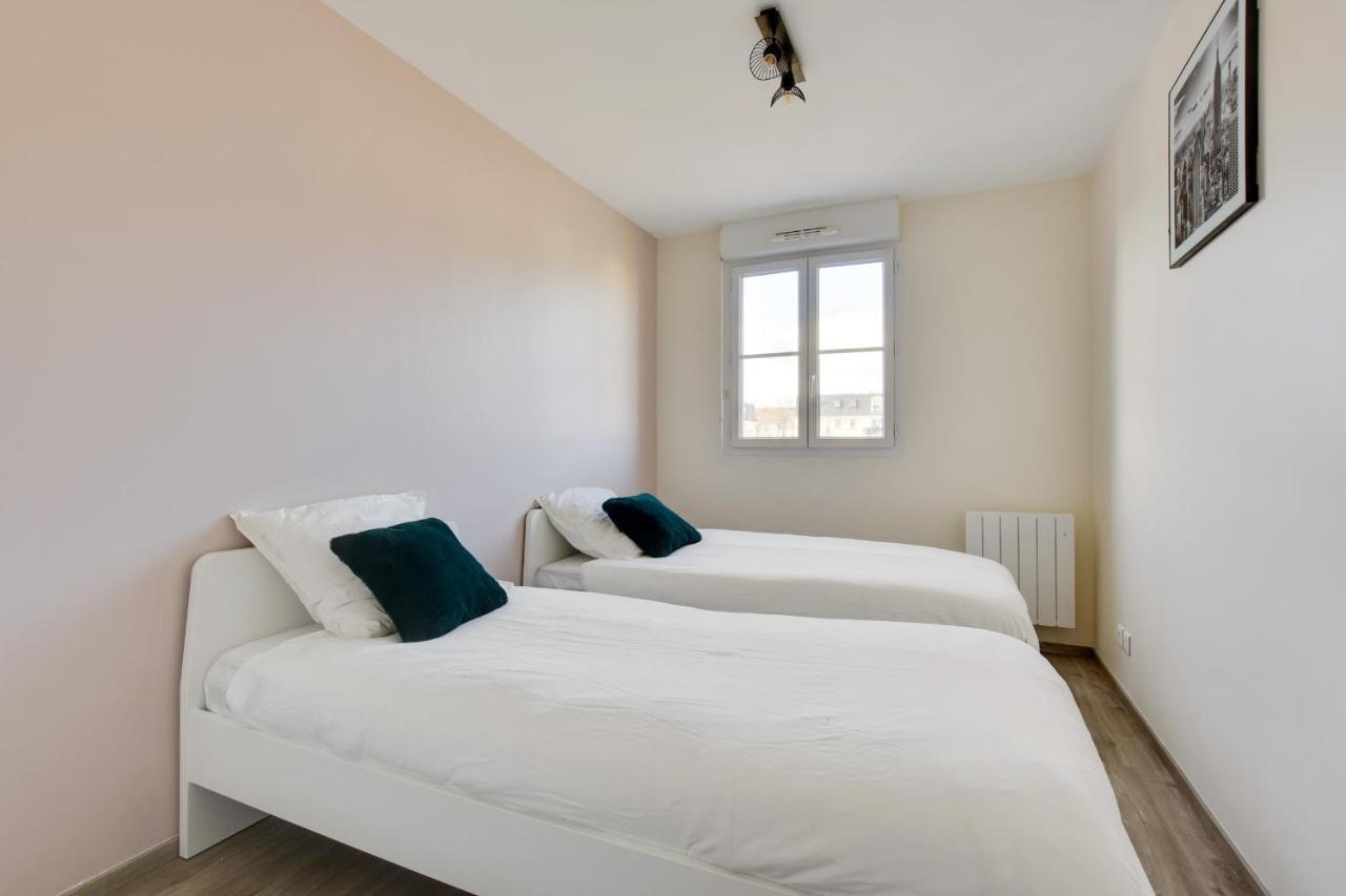 Appartamento Appart Cosy Quartier Calme Hyper Centre Parking Magny-le-Hongre Esterno foto